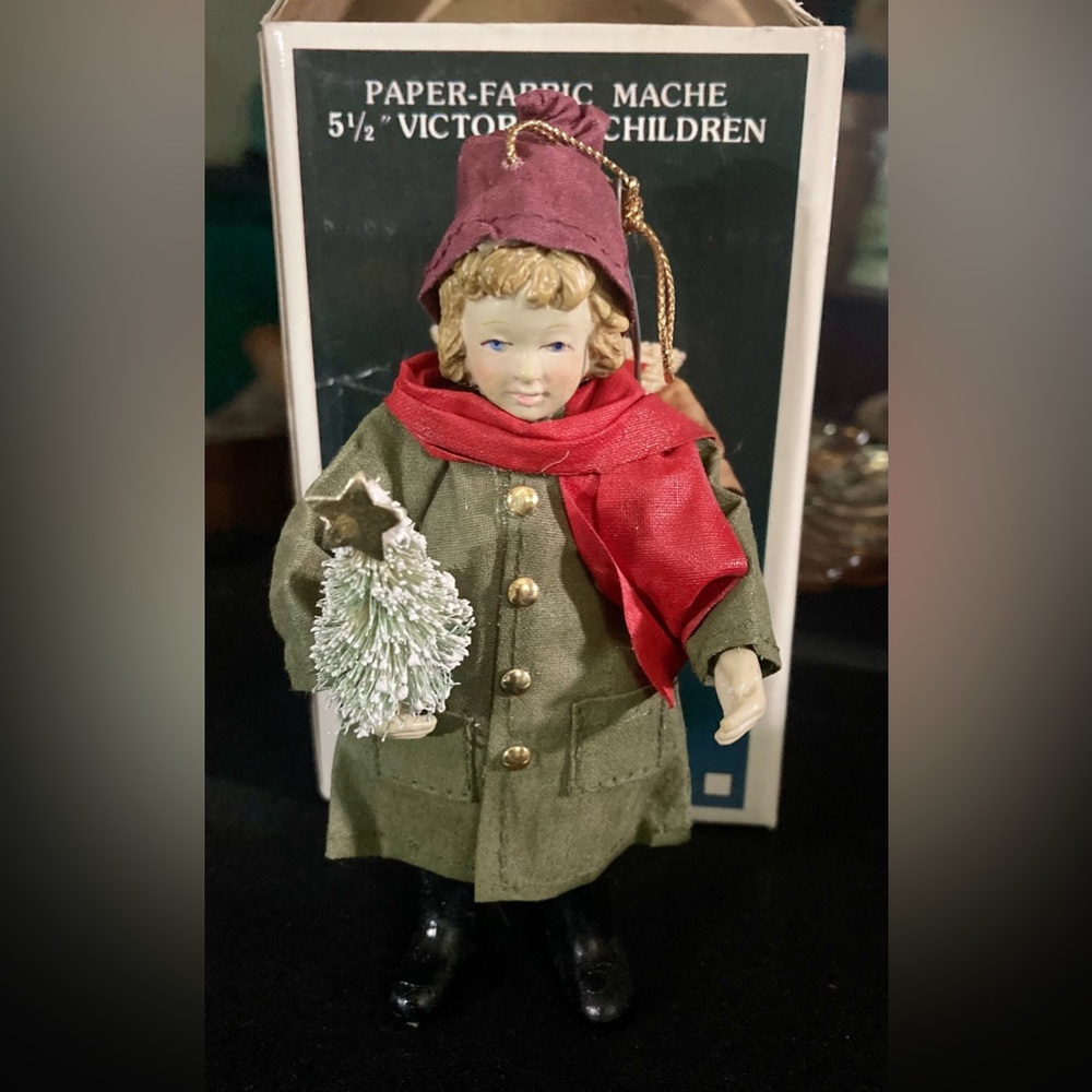 Vintage Santa’s World Paper-Fabric Mâché Tree Ornament circa 80s